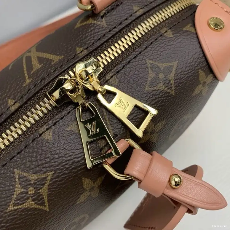 Fashionrepsfam ru LV 2010B570034 Bags 0616